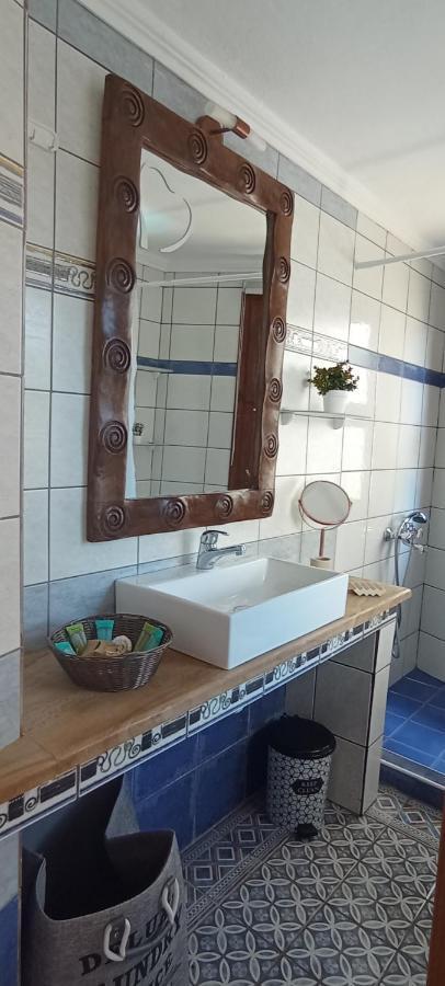 Kosta N'Tina Guest House Lefkada City Екстер'єр фото